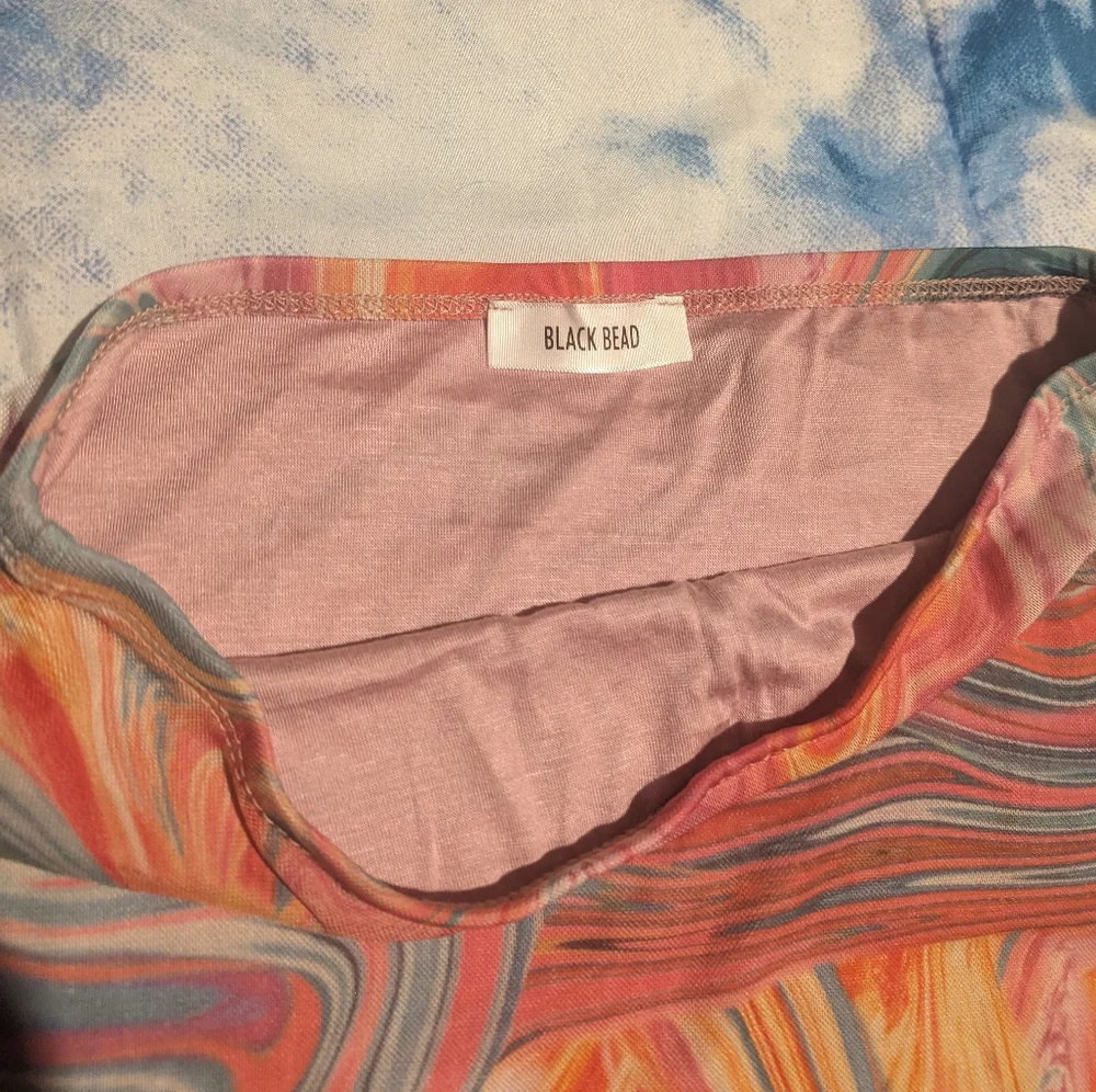 Black Bead Mesh Mini Skirt - Picture 2 of 7